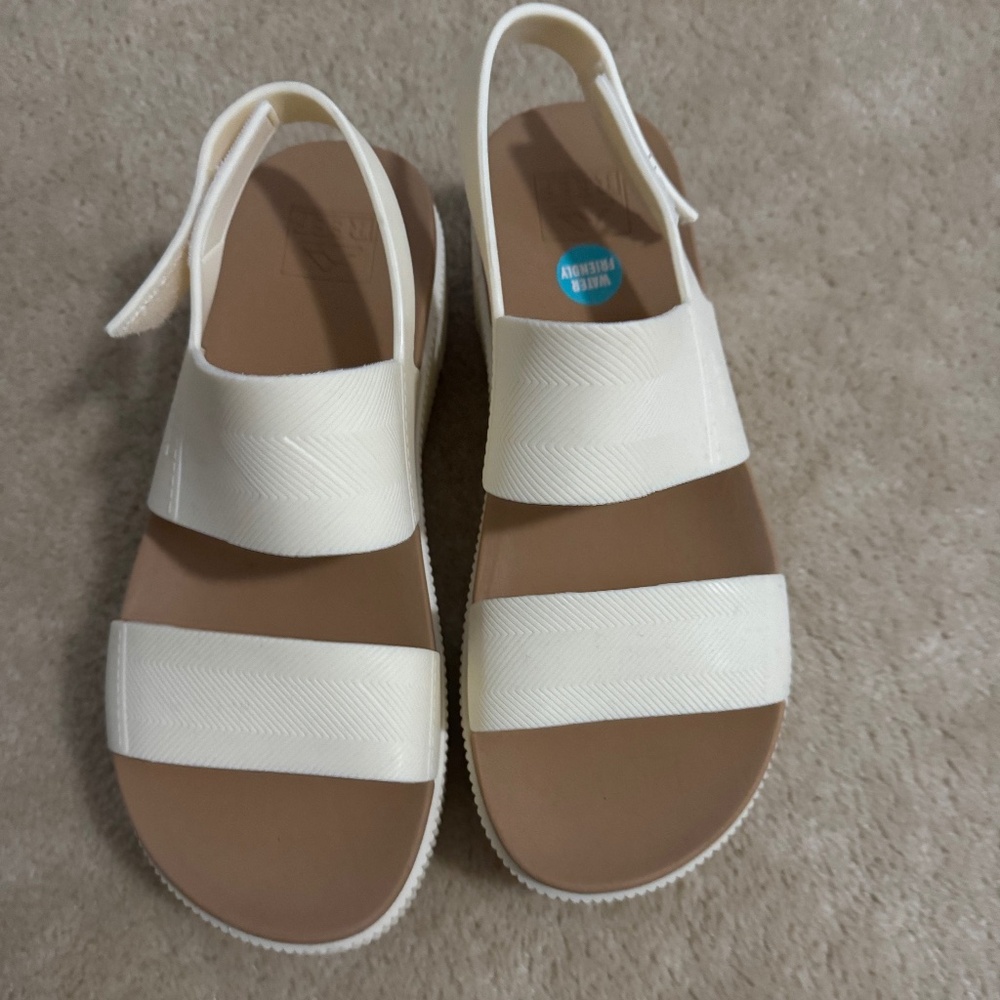 Reef sandals